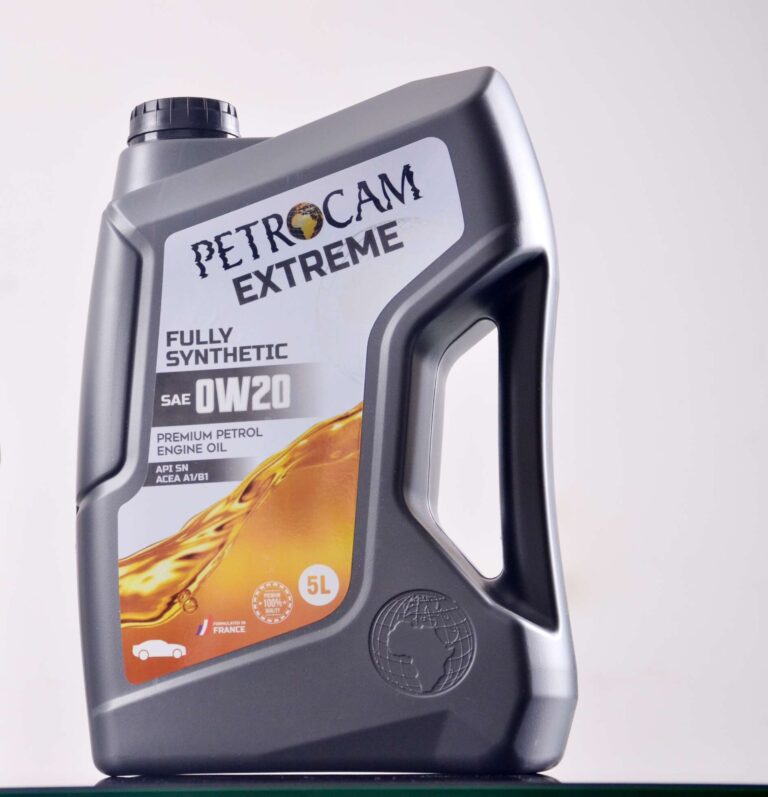 Petrocam SAE 0W20 car engine oil front view